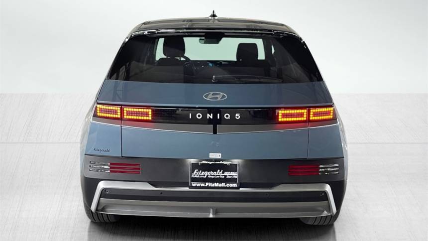 2025 Hyundai IONIQ 5 - Images - 8