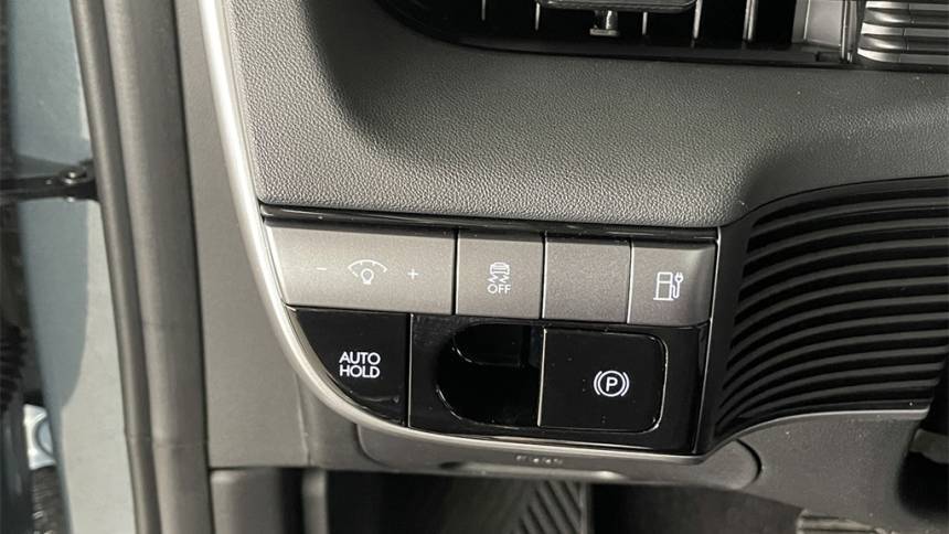 2025 Hyundai IONIQ 5 - Images - 19