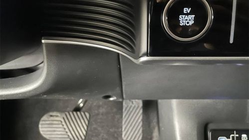 2025 Hyundai IONIQ 5 - Images - 26