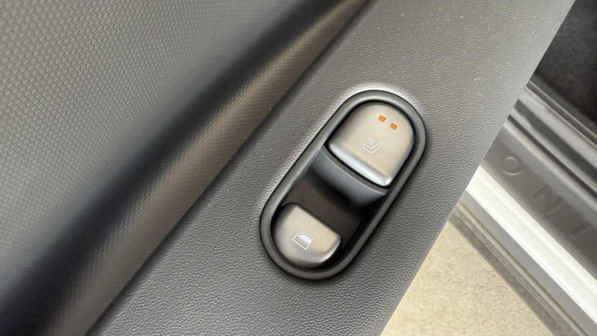 2025 Hyundai IONIQ 5 - Images - 26