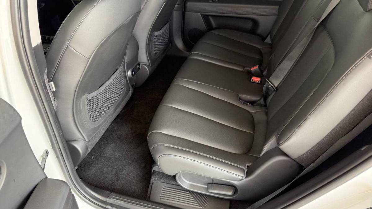 2025 Hyundai IONIQ 5 - Images - 27