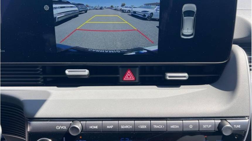 2025 Hyundai IONIQ 5 - Images - 14