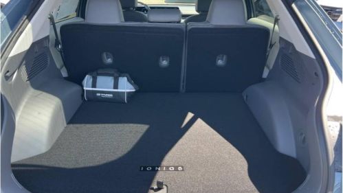 2025 Hyundai IONIQ 5 - Images - 20