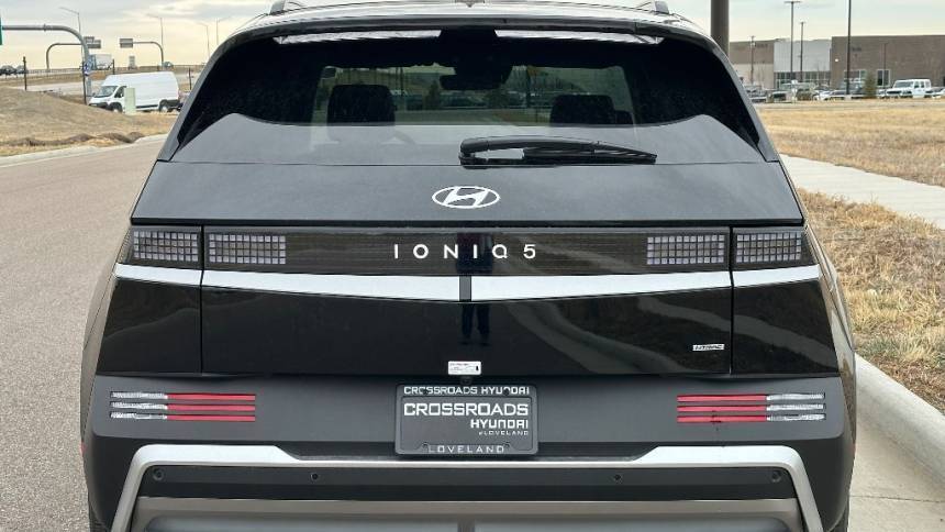 2025 Hyundai IONIQ 5 - Images - 6