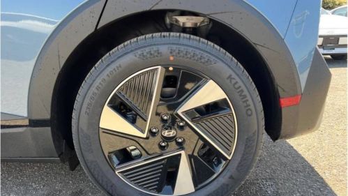 2025 Hyundai IONIQ 5 - Images - 23