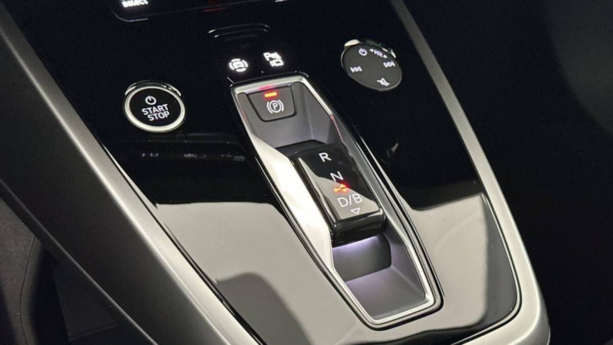 2025 Audi Q4 e-tron - Images - 21