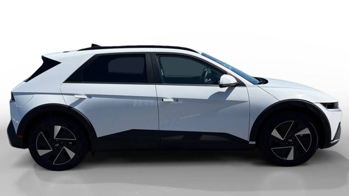 2025 Hyundai IONIQ 5 - Images - 6