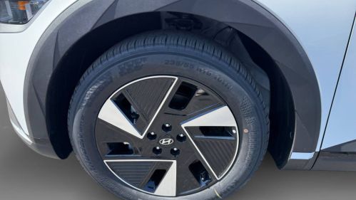 2025 Hyundai IONIQ 5 - Images - 9
