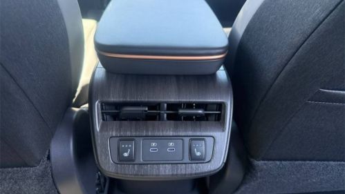 2025 Nissan Ariya - Images - 28