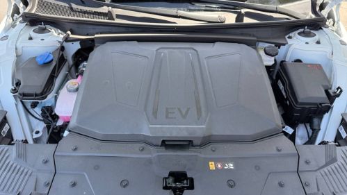2025 Hyundai IONIQ 5 - Images - 20