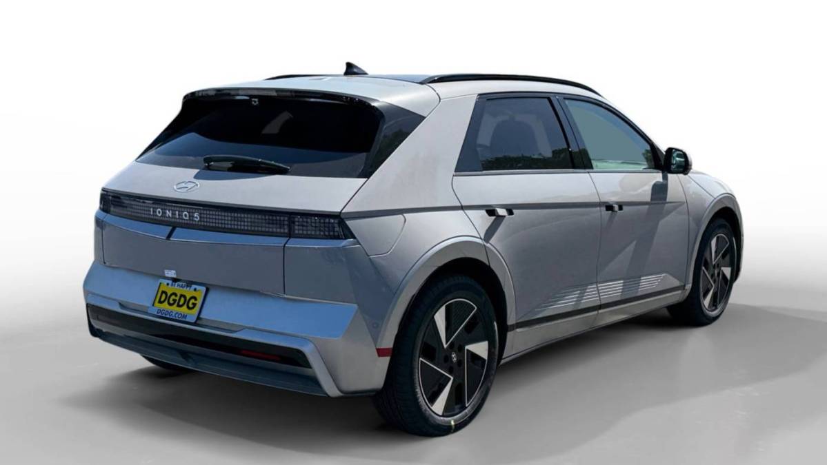 2025 Hyundai IONIQ 5 - Images - 5