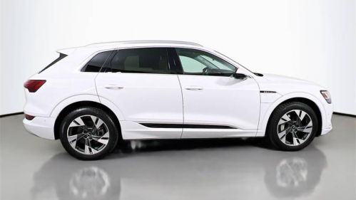 2021 Audi e-tron - Images - 8