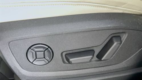 2021 Audi e-tron - Images - 22