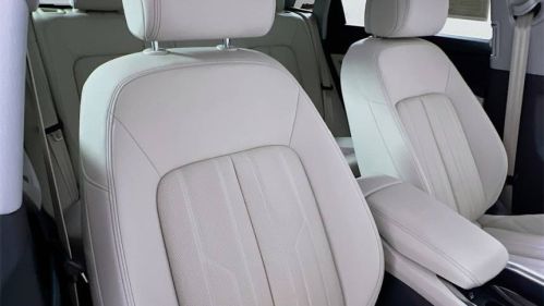2021 Audi e-tron - Images - 30