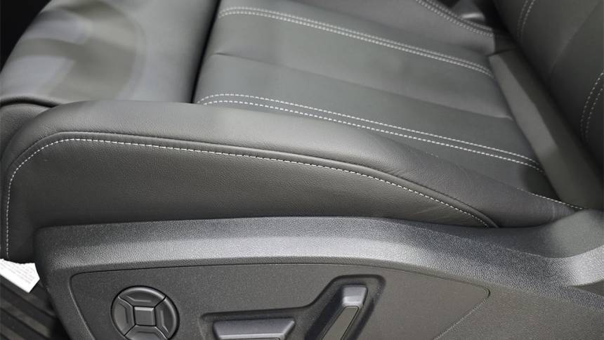 2025 Audi Q4 e-tron - Images - 29