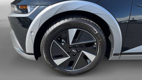 2025 Hyundai IONIQ 5 - Images - 9