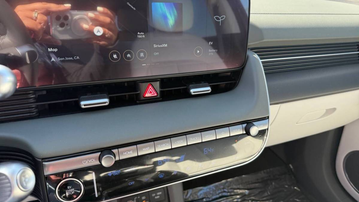 2025 Hyundai IONIQ 5 - Images - 12