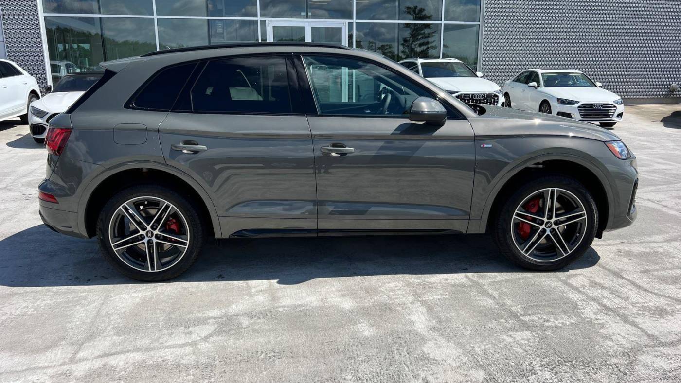 2025 Audi Q5 WA1E2AFY8S2064968