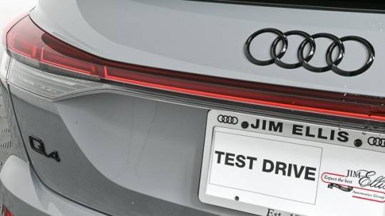 2025 Audi Q4 e-tron WA13UBFZ8SP035666