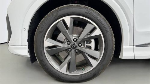 2024 Audi Q4 e-tron - Images - 32