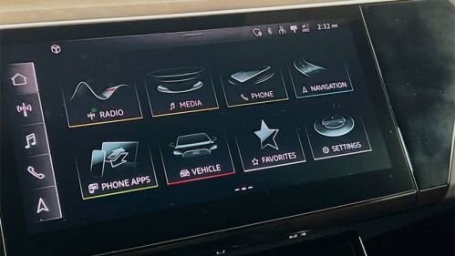 2022 Audi e-tron - Images - 15