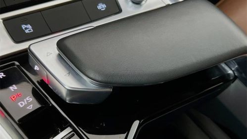 2022 Audi e-tron - Images - 19