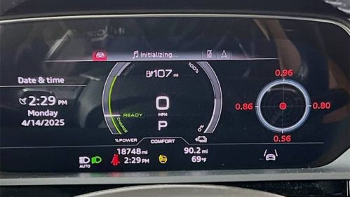2022 Audi e-tron - Images - 21