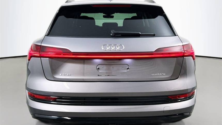 2021 Audi e-tron - Images - 6