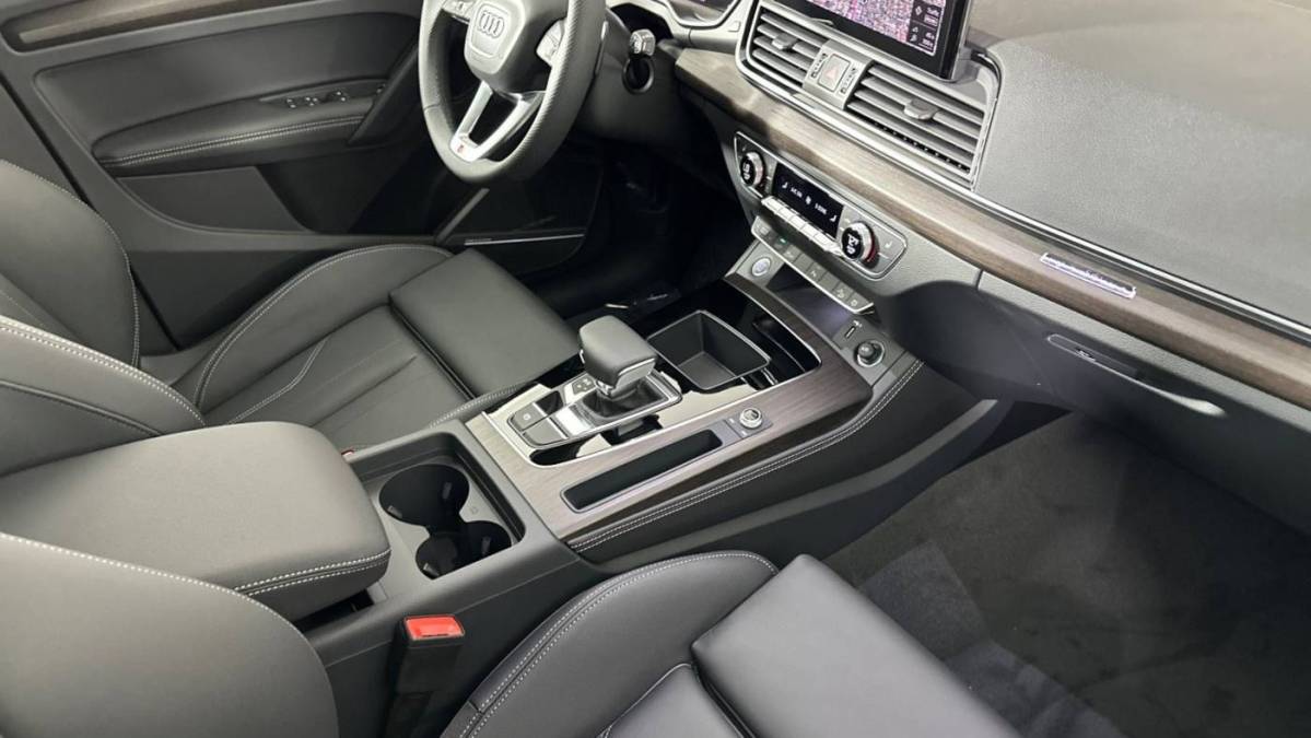 2025 Audi Q5 - Images - 15