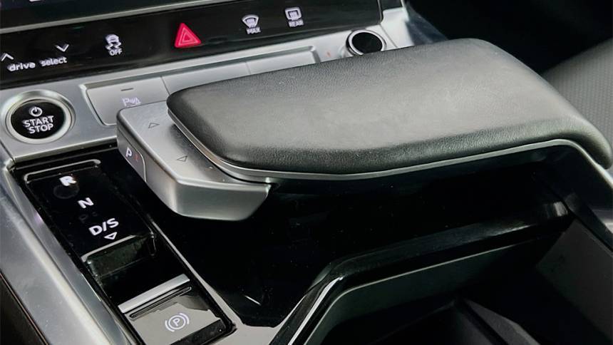 2021 Audi e-tron - Images - 19