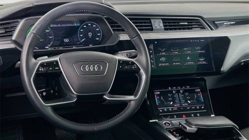 2021 Audi e-tron - Images - 25