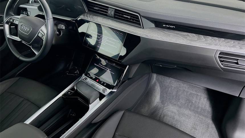 2021 Audi e-tron - Images - 31