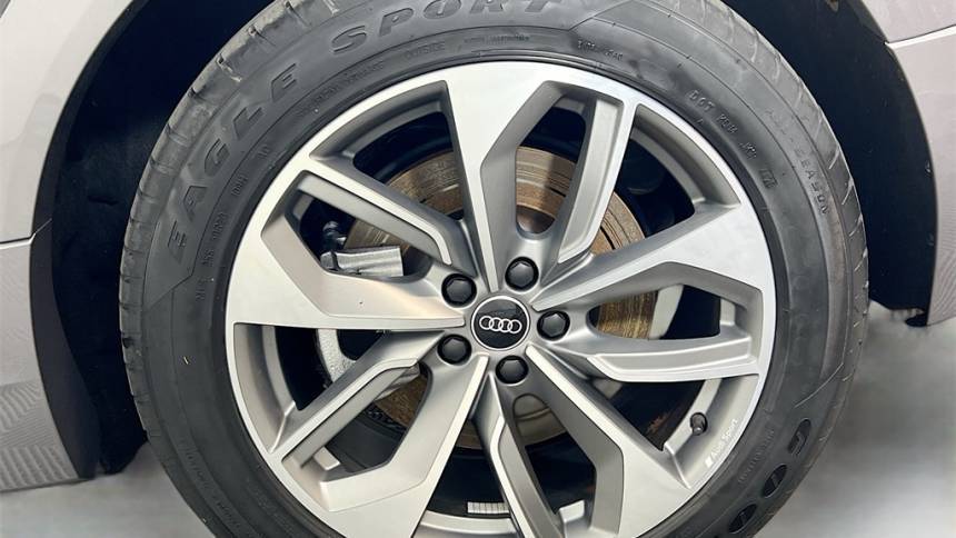 2021 Audi e-tron - Images - 32