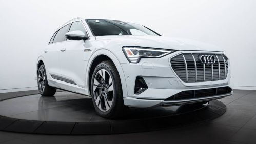 2022 Audi e-tron - Images - 1