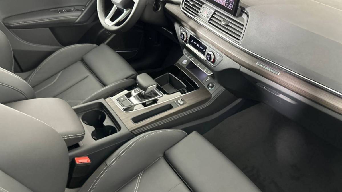 2025 Audi Q5 - Images - 15