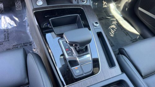 2025 Audi Q5 - Images - 24