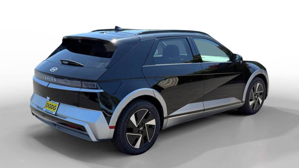 2025 Hyundai IONIQ 5 - Images - 5