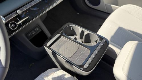 2025 Hyundai IONIQ 5 - Images - 13