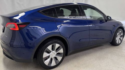 2023 Tesla Model Y - Images - 5
