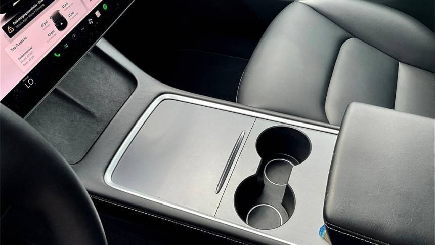 2023 Tesla Model Y - Images - 18