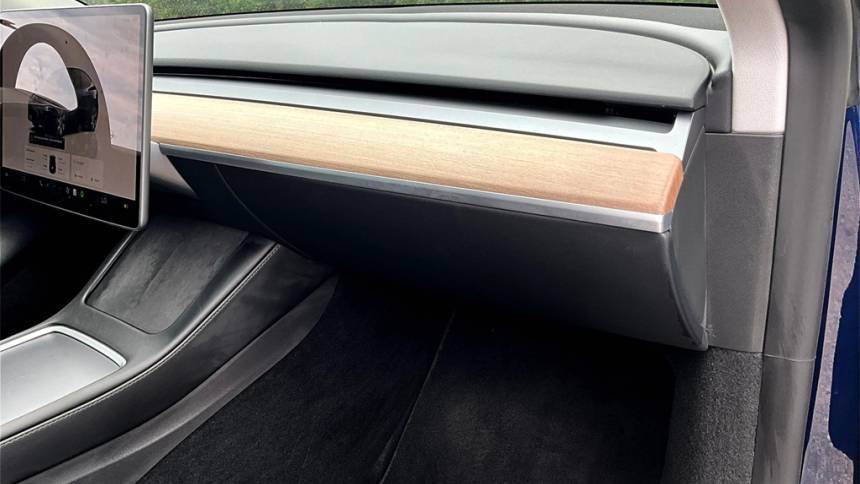 2023 Tesla Model Y - Images - 21