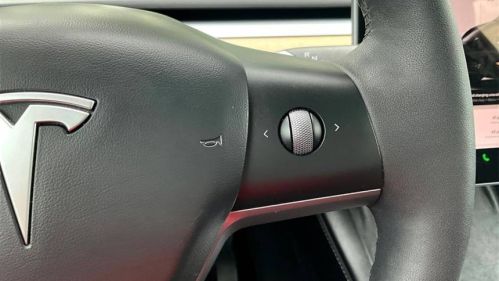 2023 Tesla Model Y - Images - 28