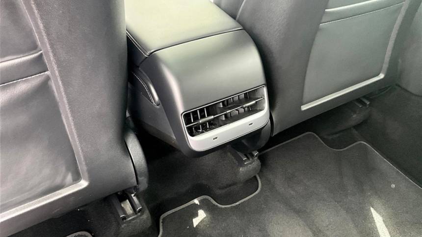 2023 Tesla Model Y - Images - 32