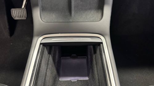 2023 Tesla Model Y - Images - 27