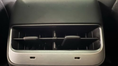 2023 Tesla Model Y - Images - 31