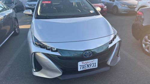 2017 Toyota Prius Prime - Images - 4
