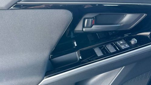 2025 Subaru Solterra - Images - 11