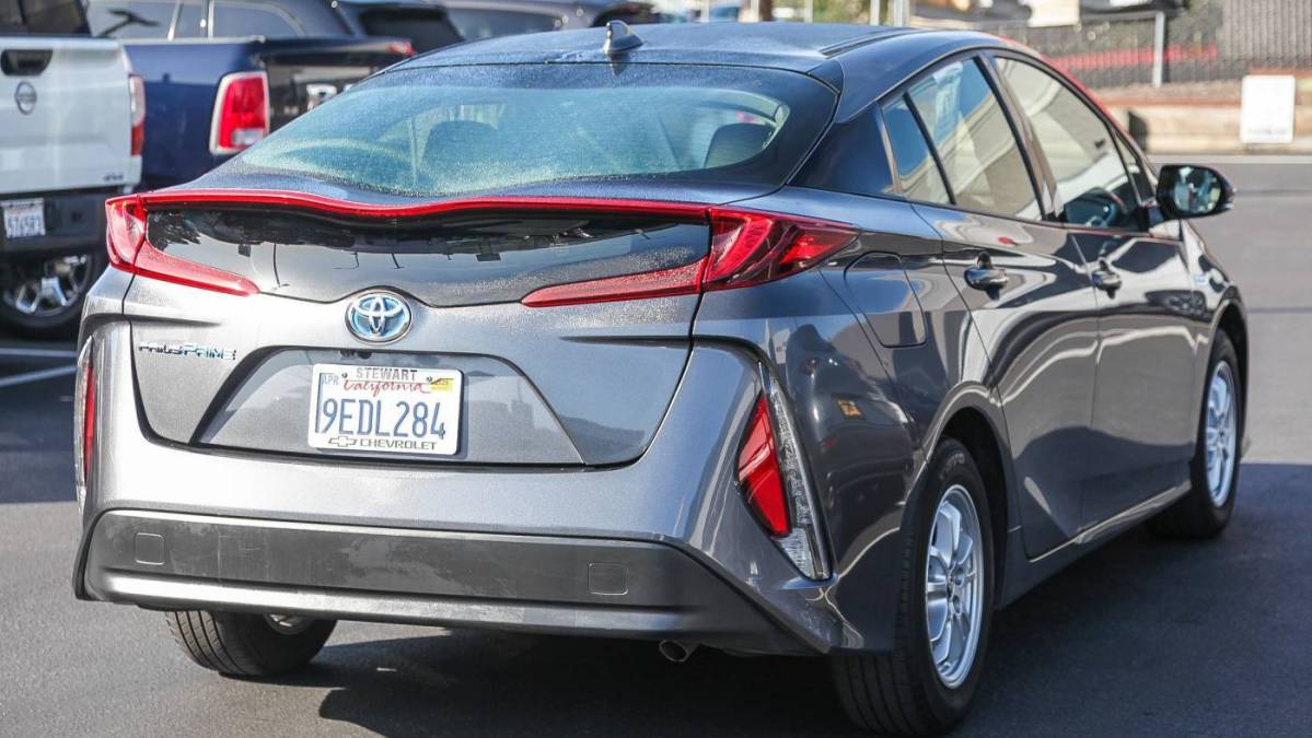 2019 Toyota Prius Prime - Images - 4