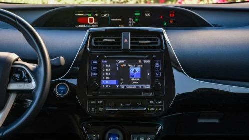 2018 Toyota Prius Prime - Images - 13