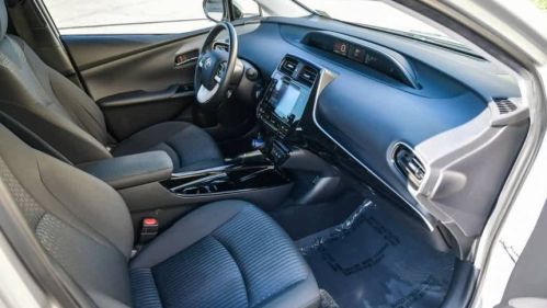 2018 Toyota Prius Prime - Images - 15